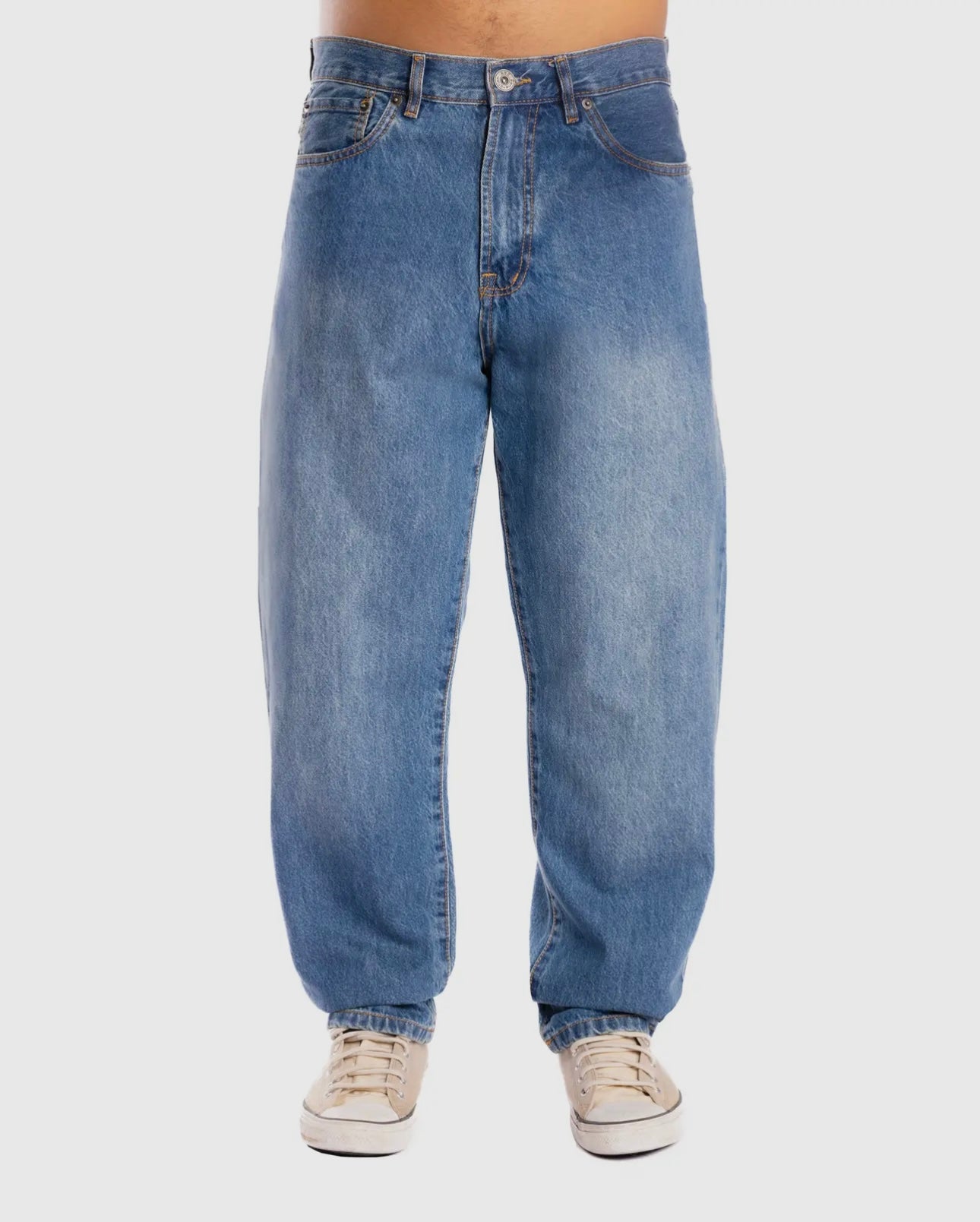 Baggy jeans